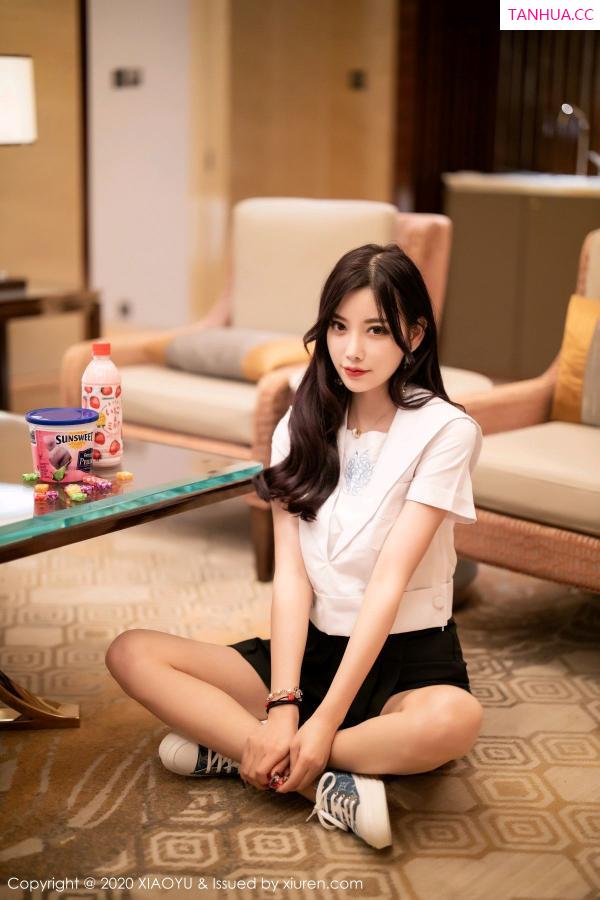 杨晨晨 sugar小甜心CC [XIAOYU]高清写真图 2020.05.08 VOL.305 杨晨晨sugar第15张图片